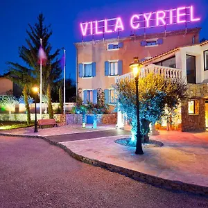 Cyriel Hotel Contes (Alpes-Maritimes)